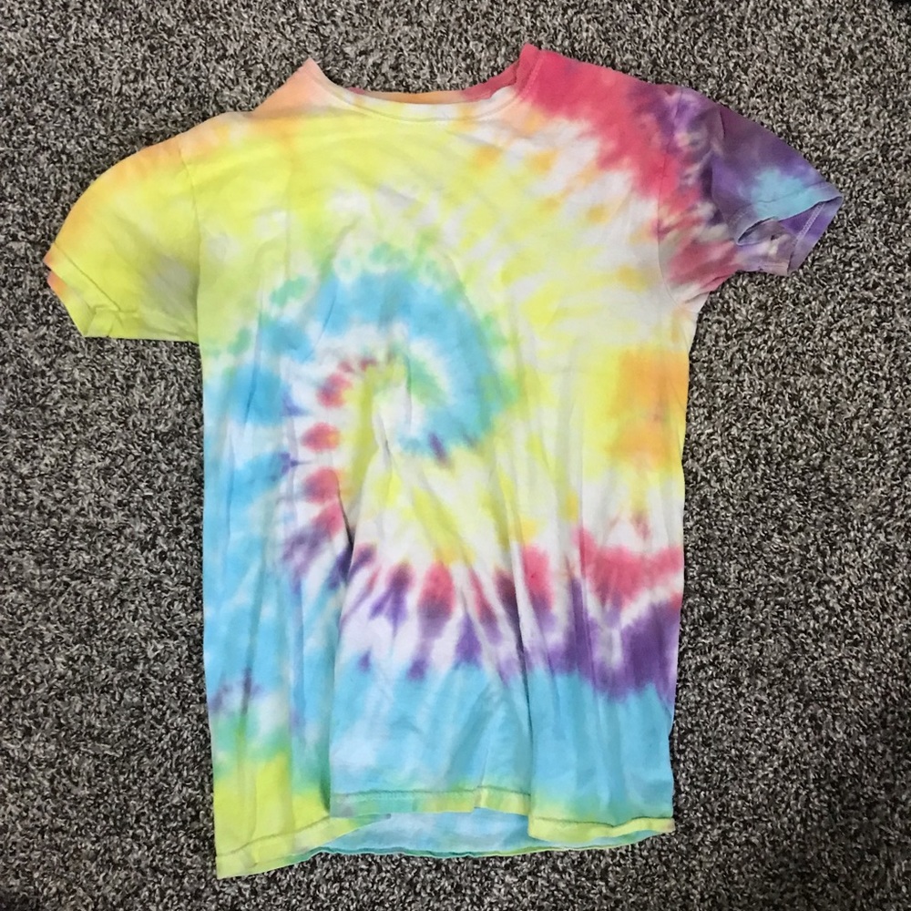 rainbow tie-dye shirt